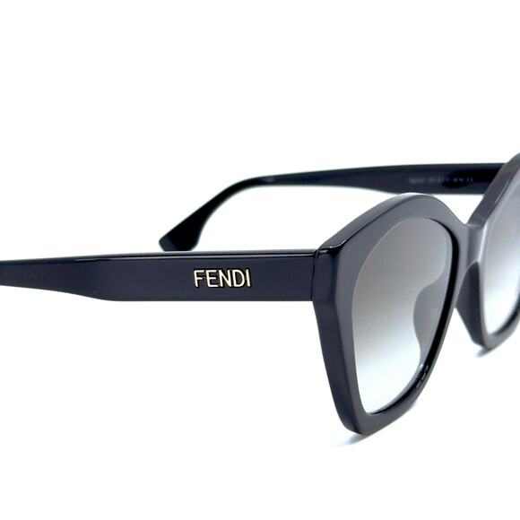 New!!! FENDI Sunglasses FE40175I 01F Authentic main image 6